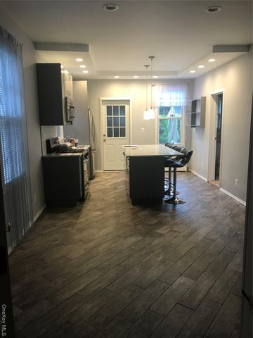 59-17 58th Avenue, Maspeth, NY 11378