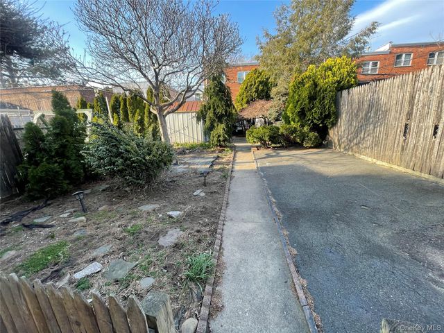 59-17 58th Avenue, Maspeth, NY 11378