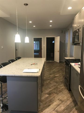 59-17 58th Avenue, Maspeth, NY 11378