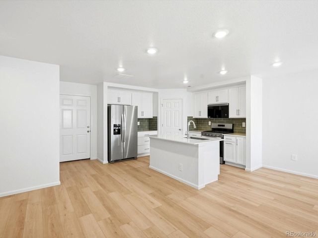 21236 E 65th Dr, Aurora, CO 80019