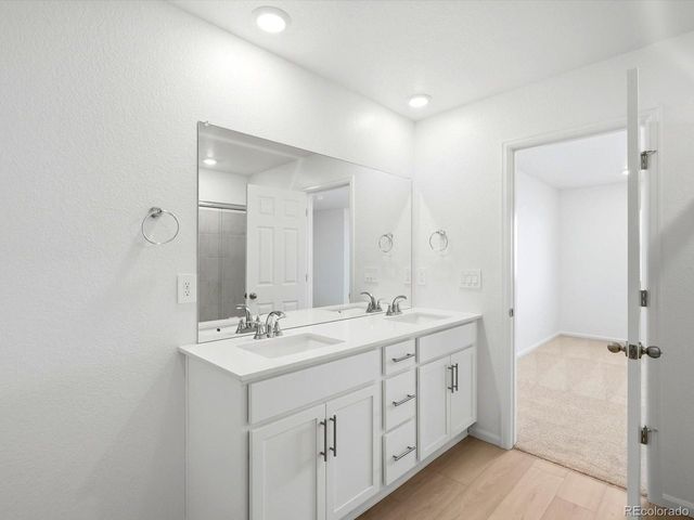 21236 E 65th Dr, Aurora, CO 80019