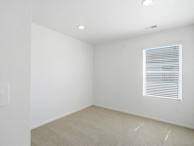 21236 E 65th Dr, Aurora, CO 80019