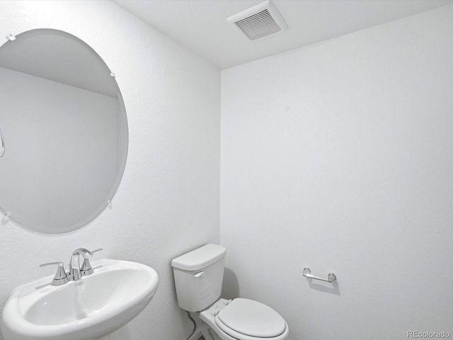 21236 E 65th Dr, Aurora, CO 80019