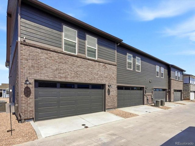 21236 E 65th Dr, Aurora, CO 80019