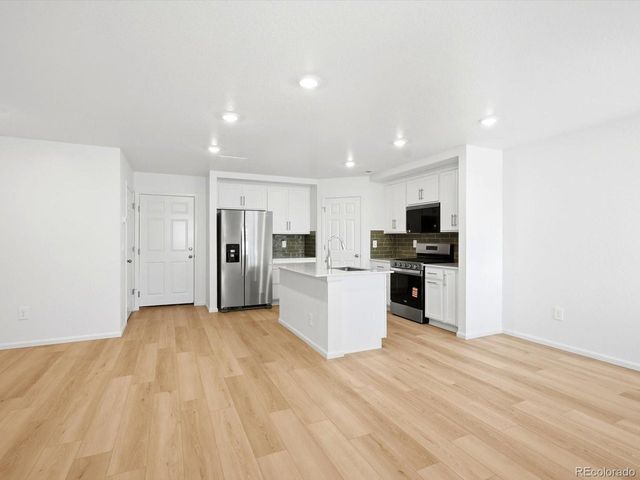 21236 E 65th Dr, Aurora, CO 80019