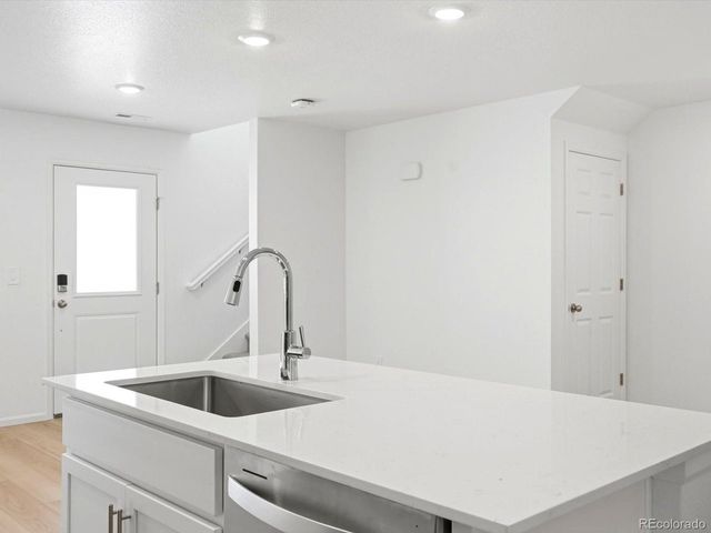 21236 E 65th Dr, Aurora, CO 80019