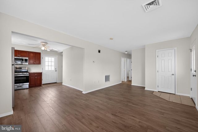 4627 GARY DR, Bristol, PA 19007