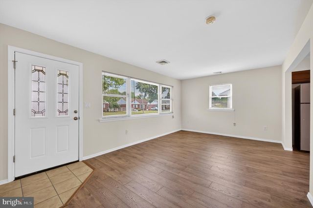 4627 GARY DR, Bristol, PA 19007