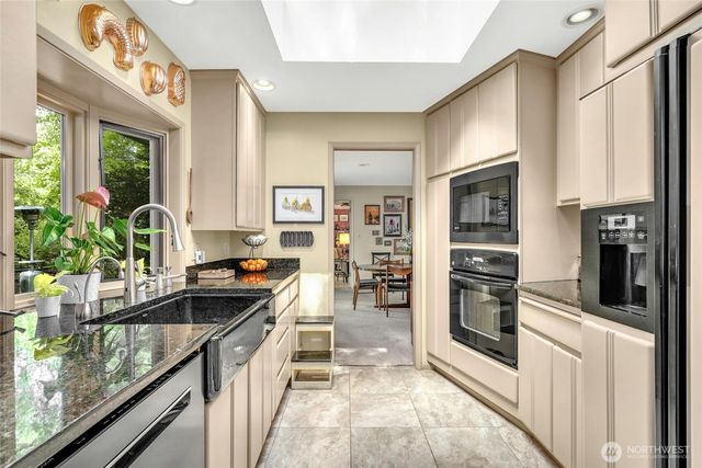 3419 Evergreen Point Road, Medina, WA 98039