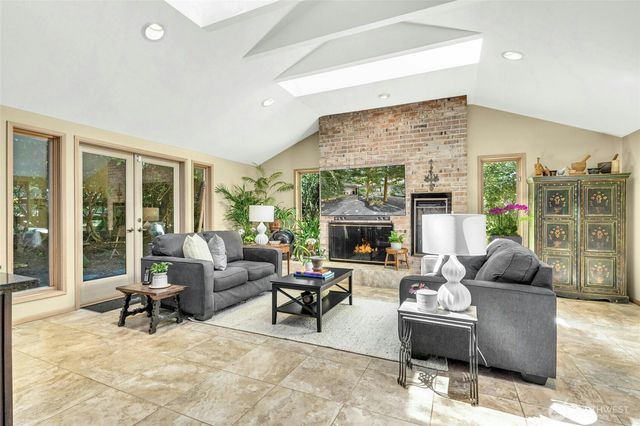 3419 Evergreen Point Road, Medina, WA 98039