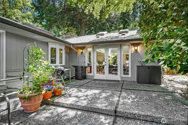 3419 Evergreen Point Road, Medina, WA 98039