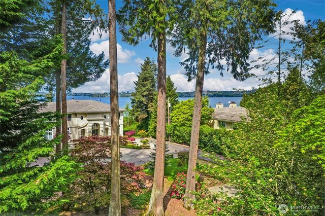 3419 Evergreen Point Road, Medina, WA 98039