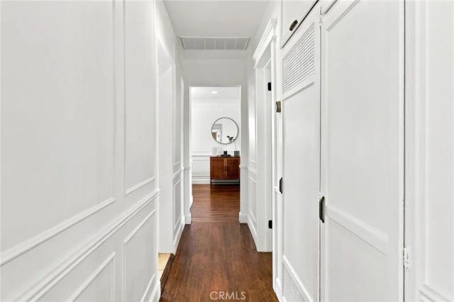 8337 Lennox Avenue, Los Angeles, CA 91402