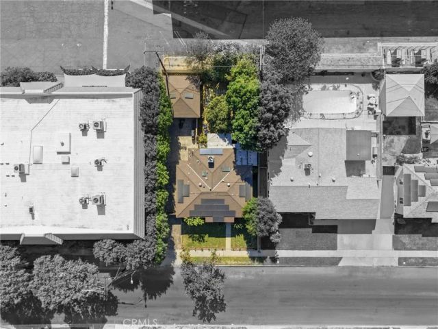 8337 Lennox Avenue, Los Angeles, CA 91402