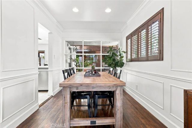 8337 Lennox Avenue, Los Angeles, CA 91402