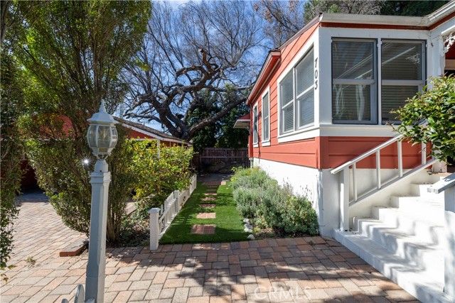 703 Manzanita Avenue, Sierra Madre, CA 91024