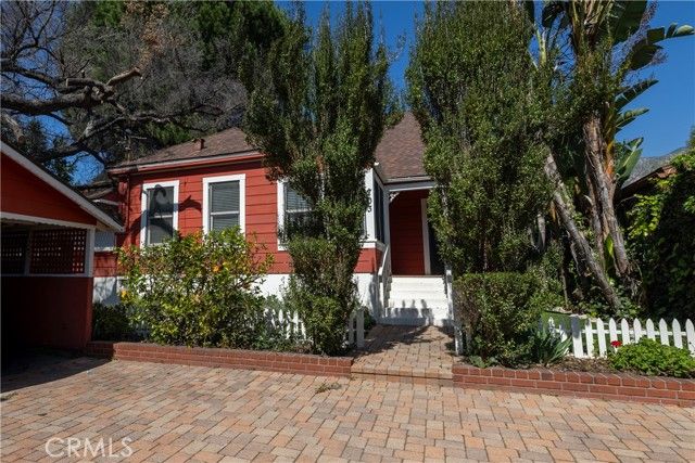 703 Manzanita Avenue, Sierra Madre, CA 91024