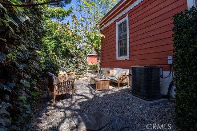 703 Manzanita Avenue, Sierra Madre, CA 91024