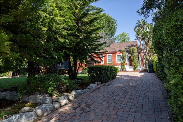 703 Manzanita Avenue, Sierra Madre, CA 91024