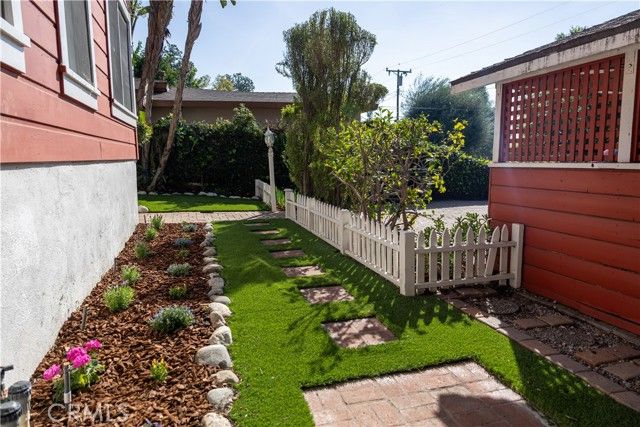 703 Manzanita Avenue, Sierra Madre, CA 91024