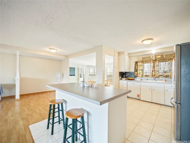 1469 Humuula Street, Kailua, HI 96734
