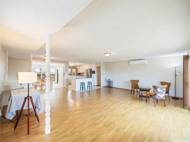 1469 Humuula Street, Kailua, HI 96734