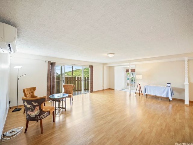1469 Humuula Street, Kailua, HI 96734