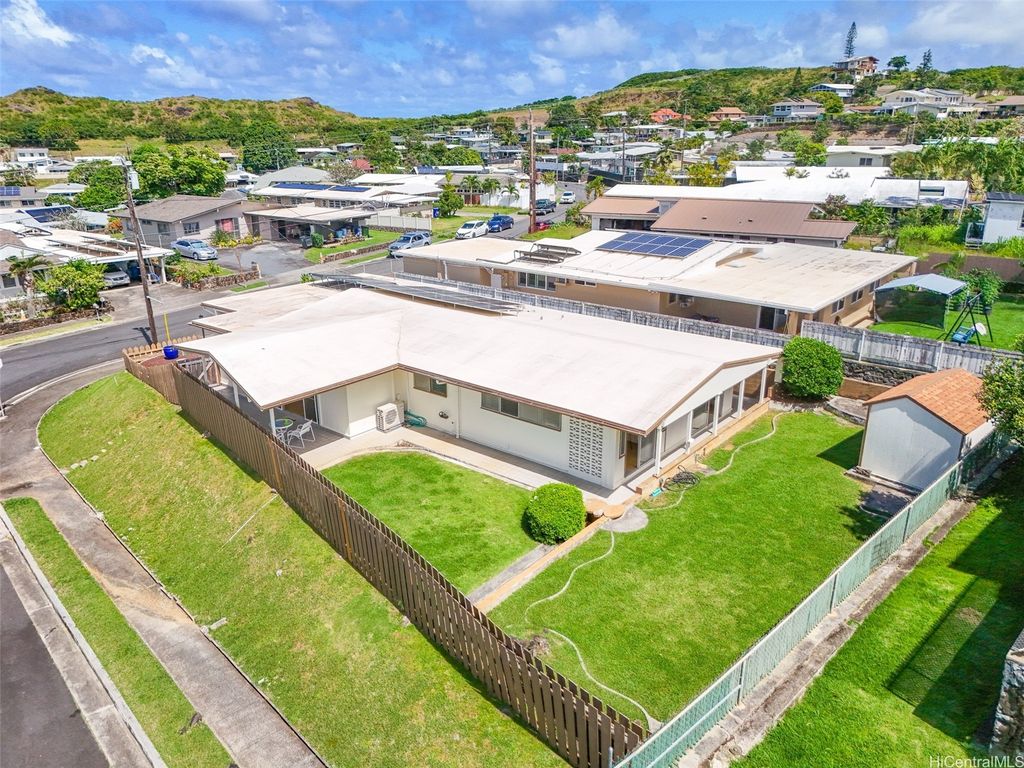 1469 Humuula Street, Kailua, HI 96734