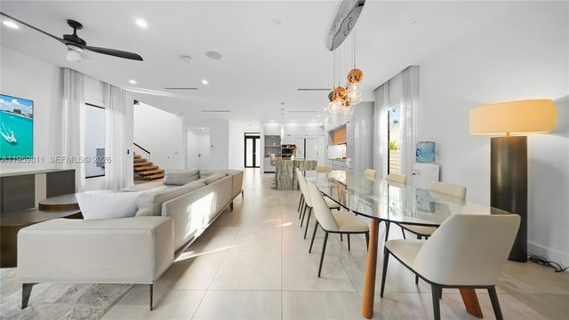 1629 NE 4th Pl, Fort Lauderdale, FL 33301