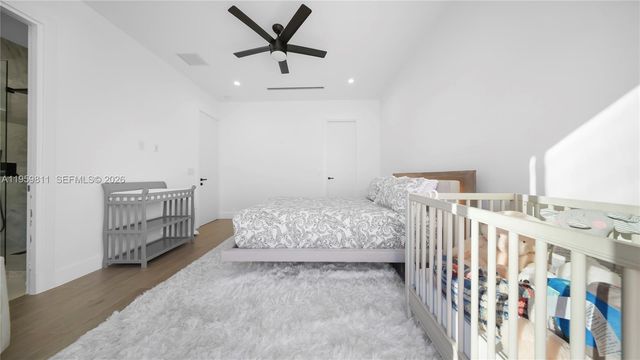 1629 NE 4th Pl, Fort Lauderdale, FL 33301