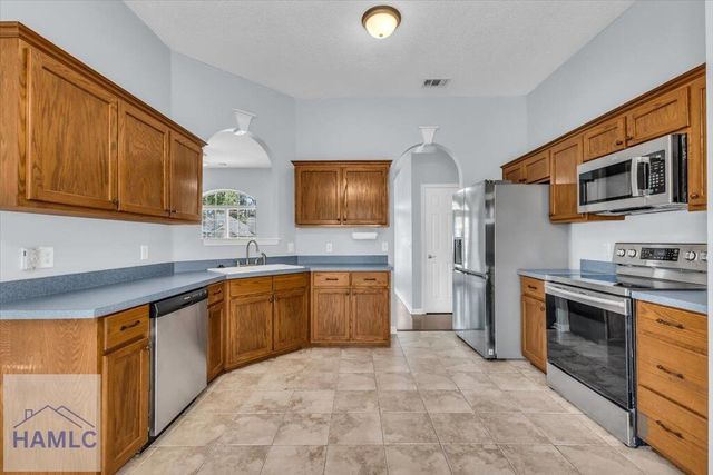 146 Steven Street, Richmond Hill, GA 31324