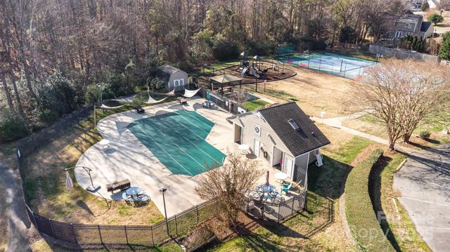 14304 Beryl Court, Pineville, NC 28134