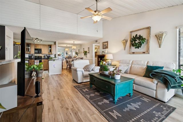 5754 BAYWATER DRIVE, Tampa, FL 33615