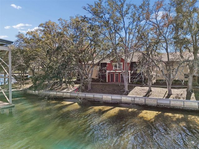 5754 BAYWATER DRIVE, Tampa, FL 33615