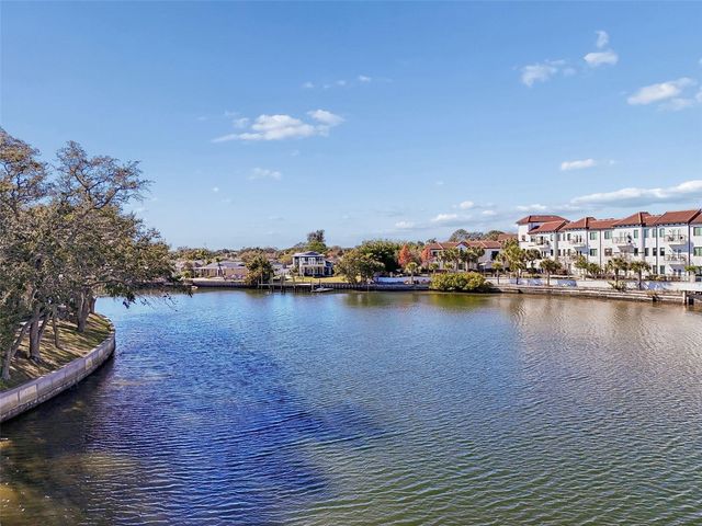 5754 BAYWATER DRIVE, Tampa, FL 33615