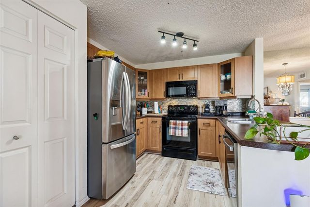 5754 BAYWATER DRIVE, Tampa, FL 33615