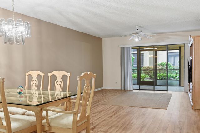 10118 Mangrove Drive 105, Boynton Beach, FL 33437