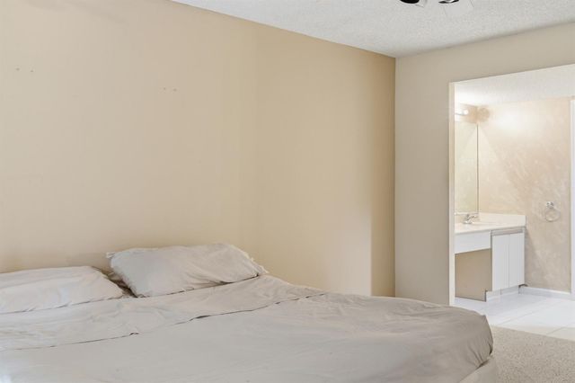 10118 Mangrove Drive 105, Boynton Beach, FL 33437