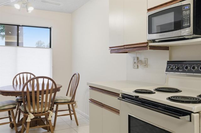 10118 Mangrove Drive 105, Boynton Beach, FL 33437