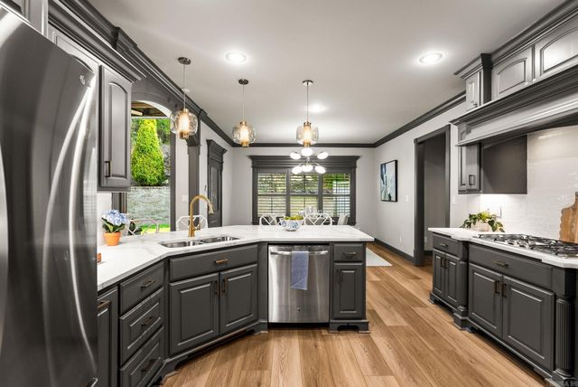 13500 Foxfield Lane, Little Rock, AR 72211