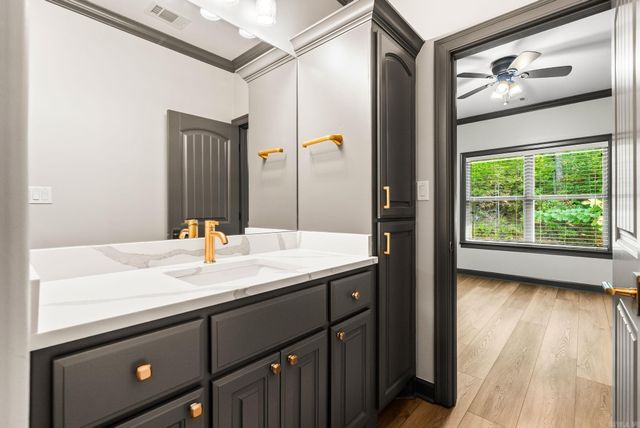 13500 Foxfield Lane, Little Rock, AR 72211