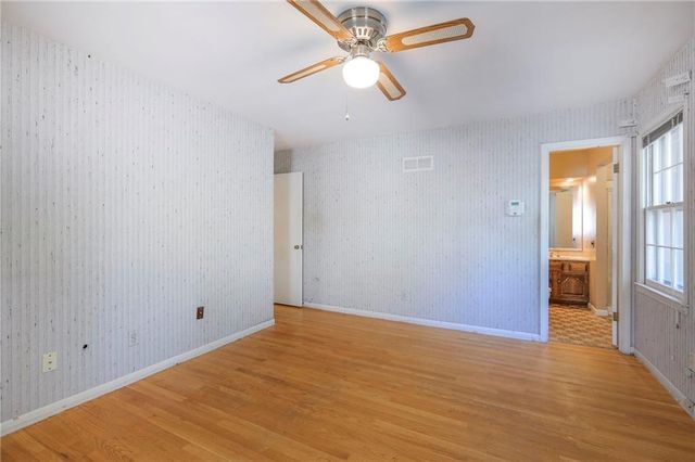 406 W 109th Street, Kansas City, MO 64114