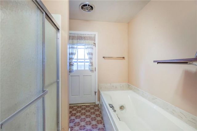 406 W 109th Street, Kansas City, MO 64114