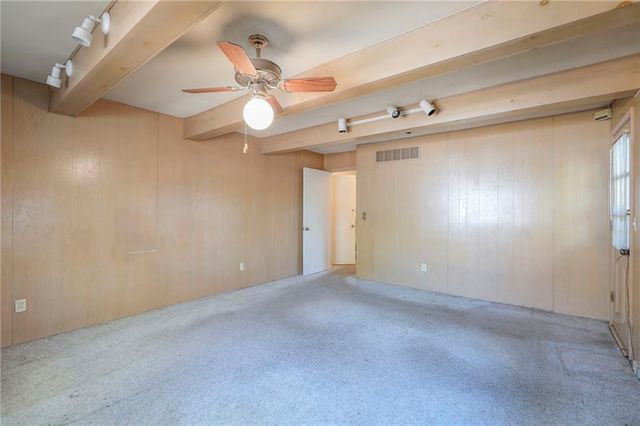 406 W 109th Street, Kansas City, MO 64114