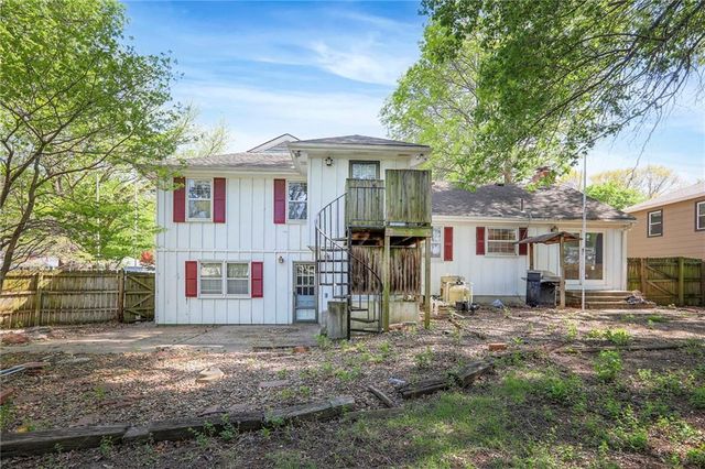 406 W 109th Street, Kansas City, MO 64114