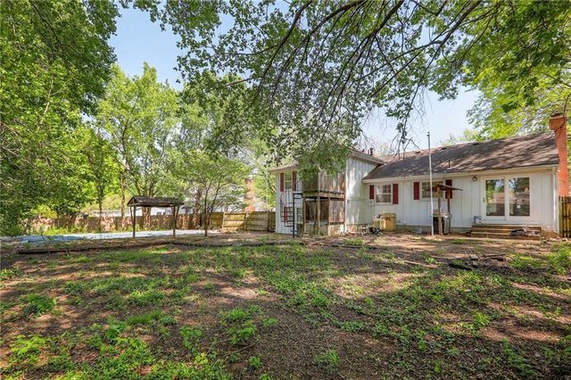 406 W 109th Street, Kansas City, MO 64114