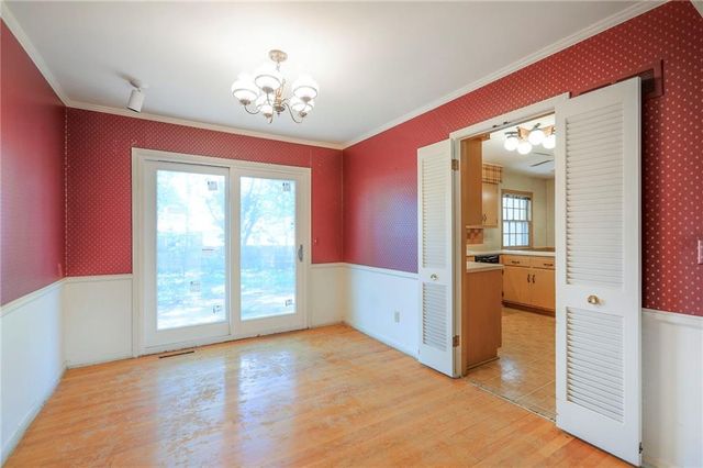 406 W 109th Street, Kansas City, MO 64114