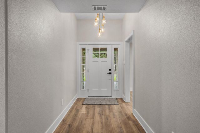 1037 Western Hills RD, Rockdale, TX 76567