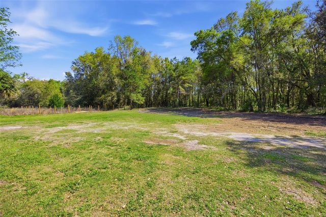 3660 W HWY 329, Reddick, FL 32686