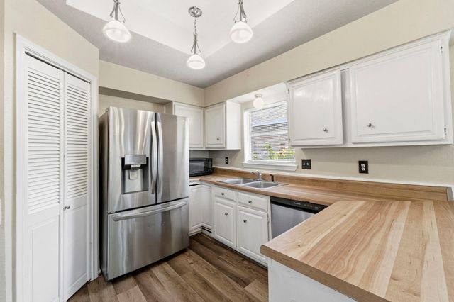 5603 Lynngate Drive, Spring, TX 77373